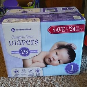Box of 176 size 1 diapers